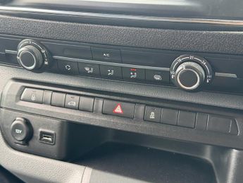 CITROEN DISPATCH 2.0 BlueHDi 1400 Enterprise XL Panel Van 6dr Diesel Manual FWD 3