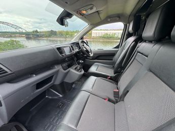 CITROEN DISPATCH 2.0 BlueHDi 1400 Enterprise XL Panel Van 6dr Diesel Manual FWD 3