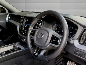 VOLVO XC60 2.0 B5 MHEV R-Design Pro SUV 5dr Diesel Hybrid Auto AWD Euro 6 (