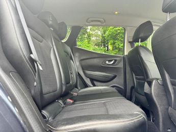 RENAULT KADJAR 1.2 TCe Dynamique S Nav SUV 5dr Petrol EDC Euro 6 (s/s) (130 ps)