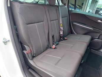 VAUXHALL ZAFIRA TOURER 1.4i Turbo SRi MPV 5dr Petrol Auto Euro 6 (140 ps)