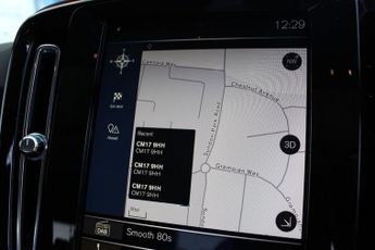 VOLVO XC40 2.0 D3 R-Design Pro SUV 5dr Diesel Auto Euro 6 (s/s) (150 ps)