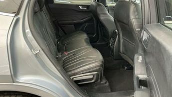 FORD KUGA 2.5 Duratec 14.4kWh Vignale SUV 5dr Petrol Plug-in Hybrid CVT Eu