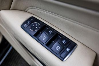 MERCEDES-BENZ E-CLASS 2.1 E220 CDI AMG Sport Cabriolet 2dr Diesel G-Tronic+ Euro 5 (s/