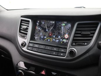 HYUNDAI TUCSON 1.7 CRDi Blue Drive Premium SUV 5dr Diesel DCT Euro 6 (s/s) (141