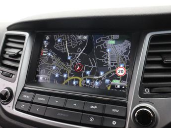 HYUNDAI TUCSON 1.7 CRDi Blue Drive Premium SUV 5dr Diesel DCT Euro 6 (s/s) (141