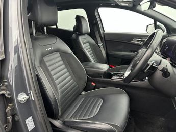 KIA SPORTAGE 1.6 T-GDi 13.8kWh GT-Line S SUV 5dr Petrol Plug-in Hybrid Auto A