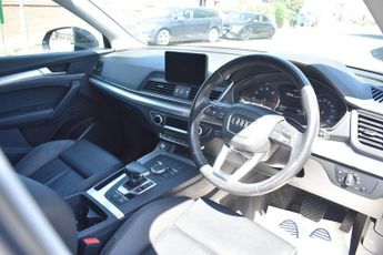 AUDI Q5 2.0 TFSI 45 Sport SUV 5dr Petrol S Tronic quattro Euro 6 | FULL 