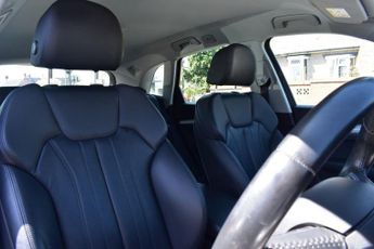 AUDI Q5 2.0 TFSI 45 Sport SUV 5dr Petrol S Tronic quattro Euro 6 | FULL 