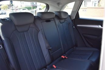 AUDI Q5 2.0 TFSI 45 Sport SUV 5dr Petrol S Tronic quattro Euro 6 | FULL 