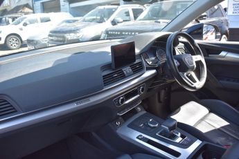 AUDI Q5 2.0 TFSI 45 Sport SUV 5dr Petrol S Tronic quattro Euro 6 | FULL 