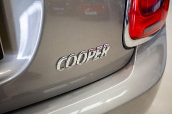 MINI HATCH 1.5 Cooper Hatchback 3dr Petrol Steptronic Euro 6 (s/s) (136 ps)