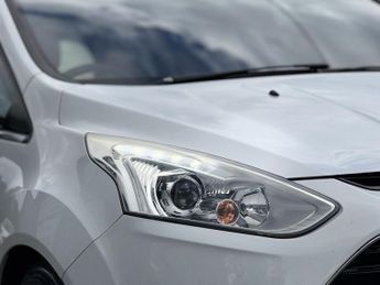 FORD B-MAX 1.6 Titanium Navigator MPV 5dr Petrol Powershift Euro 6 (105 ps)