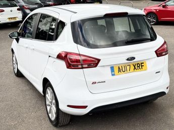 FORD B-MAX 1.6 Titanium Navigator MPV 5dr Petrol Powershift Euro 6 (105 ps)