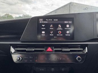 KIA NIRO 1.6h GDi 2 SUV 5dr Petrol Hybrid DCT Euro 6 (s/s) (139 bhp)