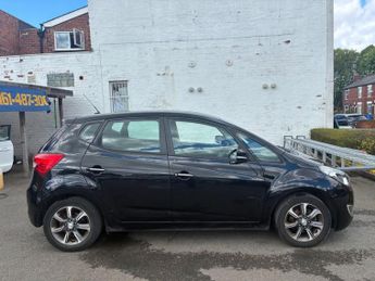HYUNDAI IX20 1.6 CRDi Blue Drive SE Hatchback 5dr Diesel Manual Euro 6 (s/s) 