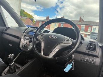 HYUNDAI IX20 1.6 CRDi Blue Drive SE Hatchback 5dr Diesel Manual Euro 6 (s/s) 