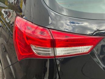 HYUNDAI IX20 1.6 CRDi Blue Drive SE Hatchback 5dr Diesel Manual Euro 6 (s/s) 