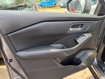 NISSAN X-TRAIL 1.5 DIG-T MHEV Acenta Premium SUV 5dr Petrol Hybrid XTRON Euro 6