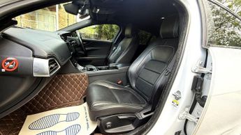 JAGUAR XE 2.0d R-Sport Auto Euro 6 (s/s) 4dr