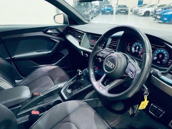 AUDI A1 2.0 TFSI 40 S line Competition Sportback 5dr Petrol S Tronic Eur