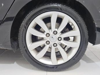 KIA CARENS 1.7 CRDi 4 MPV 5dr Diesel DCT Euro 6 (s/s) (139 bhp)