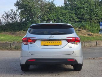 HYUNDAI I40 1.7 CRDi Blue Drive SE Nav Tourer 5dr Diesel Manual Euro 6 (s/s)