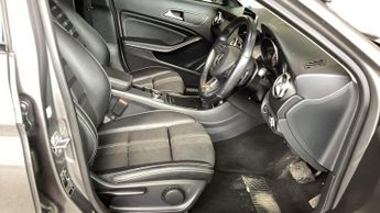 MERCEDES-BENZ GLA 1.6 GLA180 GPF Urban Edition SUV 5dr Petrol 7G-DCT Euro 6 (s/s) 