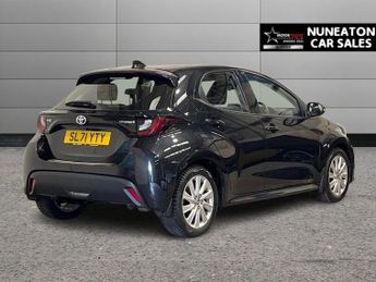 TOYOTA YARIS 1.5 VVT-h Icon Hatchback 5dr Petrol Hybrid E-CVT Euro 6 (s/s) (1