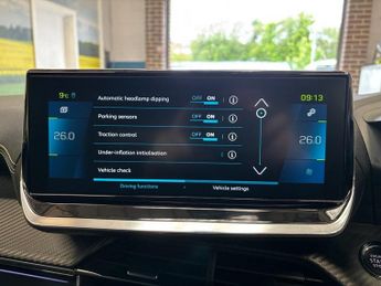 PEUGEOT E-208 50kWh GT Hatchback 5 Door Electric Automatic White 1 Owner from 