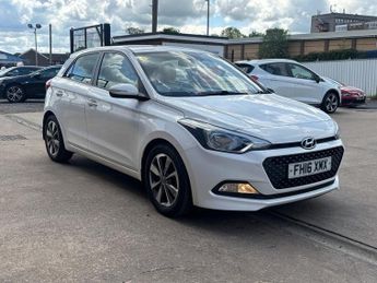 Hyundai I20 1.2 Blue Drive SE Hatchback 5 door Petrol Manual Euro 6 in White