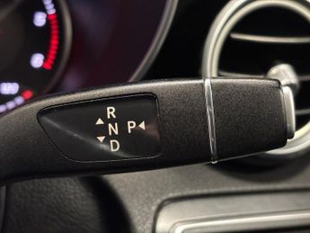 MERCEDES-BENZ C-CLASS 2.1 C220d AMG Line Estate 5dr Diesel 7G-Tronic+ Euro 6 (s/s) (17