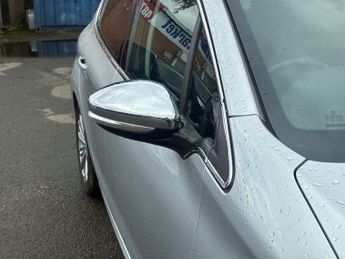 PEUGEOT 208 1.2 PureTech Allure Hatchback 5dr Petrol Manual Euro 6 (82 ps)