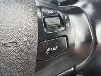 PEUGEOT 208 1.2 PureTech Allure Hatchback 5dr Petrol Manual Euro 6 (82 ps)