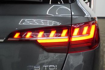 AUDI A4 AVANT 2.0 TDI 35 S line Estate 5dr Diesel S Tronic Euro 6 (s/s) (163 p