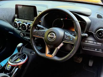 NISSAN JUKE 1.0 DIG-T Tekna+ SUV 5dr Petrol DCT Auto