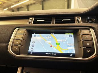 LAND ROVER RANGE ROVER EVOQUE 2.0 TD4 Landmark SUV 5dr Diesel Auto 4WD Euro 6 (s/s) (180 ps)