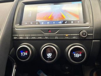 JAGUAR E-PACE 2.0 D180 R-Dynamic SUV 5dr Diesel Auto AWD Euro 6 (s/s) (180 ps)
