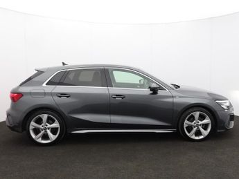 AUDI A3 2.0 TDI 35 S line Sportback 5dr Diesel S Tronic Euro 6 (s/s) (15