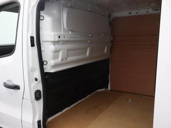 RENAULT TRAFIC 2.0 dCi Blue LL30 Business Panel Van 5dr Diesel Manual L2 H1 Eur