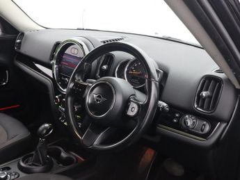 MINI COUNTRYMAN 1.5 10kWh Cooper SE Classic SUV 5dr Petrol Plug-in Hybrid Auto A