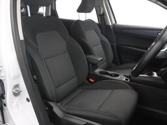 RENAULT ARKANA 1.6 E-TECH Iconic SUV 5dr Petrol Hybrid Auto 2WD Euro 6 (s/s) (1