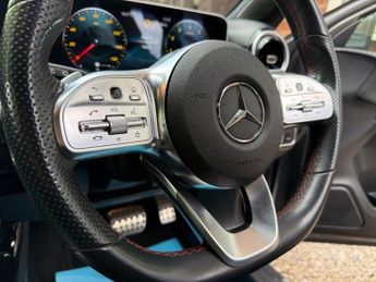MERCEDES-BENZ A-CLASS 1.3 A200 AMG Line (Executive) Hatchback 5dr 