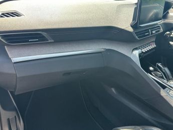 PEUGEOT 5008 1.5 BlueHDi GT Premium SUV 5dr Auto 