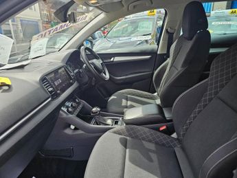 SKODA KAROQ AUTOMATIC 1.5 TSI ACT SE SUV 5dr Petrol DSG Euro 6 (s/s) (150 ps