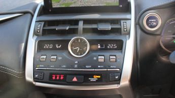 LEXUS NX 2.5 300h Luxury SUV 5dr Petrol Hybrid E-CVT 4WD Euro 6 (s/s) (19