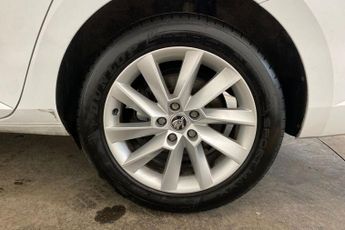 SKODA SUPERB 2.0 TDI SE Technology Estate 5dr Diesel DSG Euro 6 (s/s) (150 ps