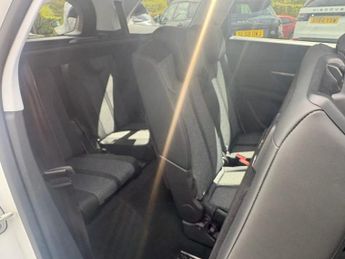 PEUGEOT 5008 1.5 BlueHDi Allure SUV 5dr Diesel EAT Euro 6 (s/s) (130 ps)
