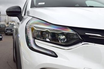 RENAULT CAPTUR 1.6 E-TECH techno SUV 5dr Petrol Hybrid Auto Euro 6 (s/s) (145 p