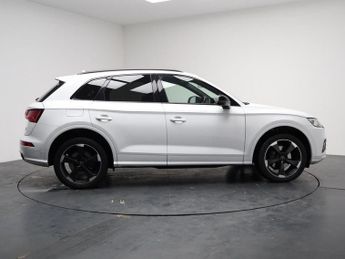 AUDI Q5 2.0 TFSI 45 Black Edition SUV 5dr Petrol S Tronic quattro Euro 6